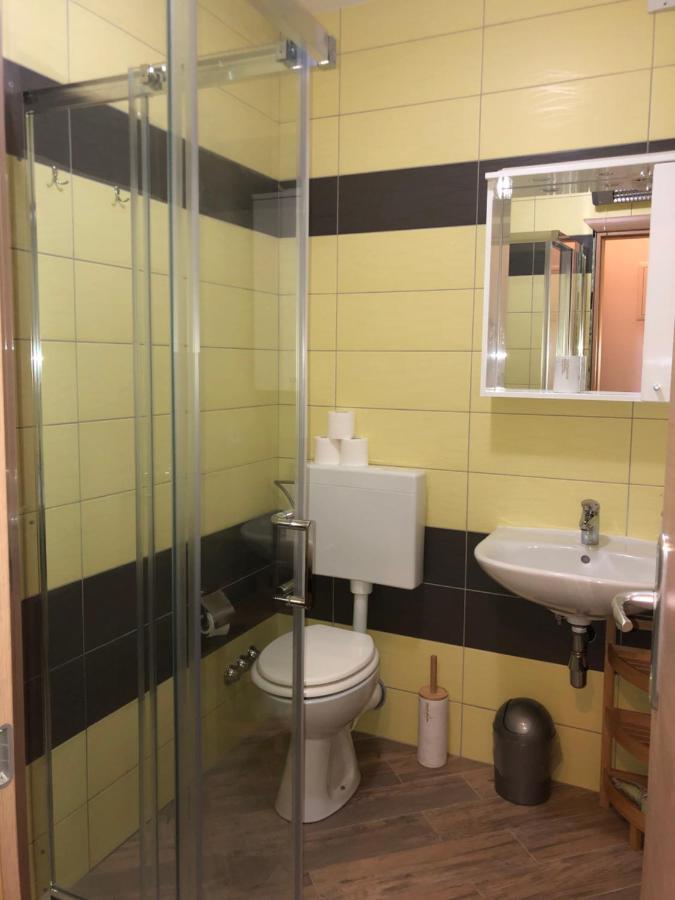 Apartmani Ivana Đảo Đảo Cres Ngoại thất bức ảnh