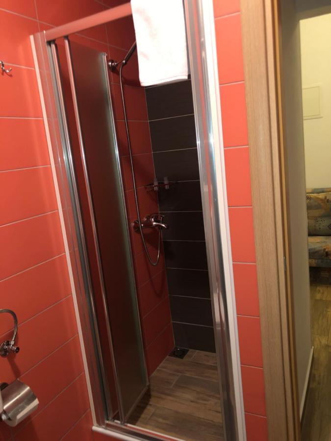 Apartmani Ivana Đảo Đảo Cres Ngoại thất bức ảnh